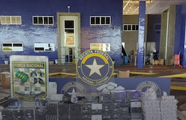 Los productos procedentes de Paraguay fueron incautados en el paso fronterizo.