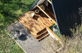 El complejo de glamping estrena sus cabañas en un entorno natural privilegiado a 70 kilómetros de Asunción.