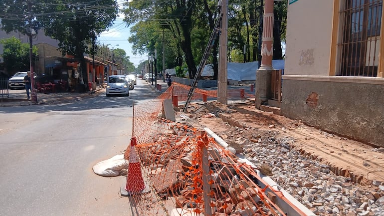 La calle Cnel. Bogado es otra de las calles en donde es ensanchada la vereda.