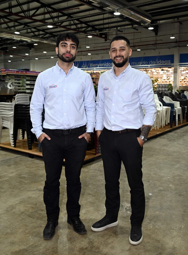 Angelo Garay y Elías Cardozo. 