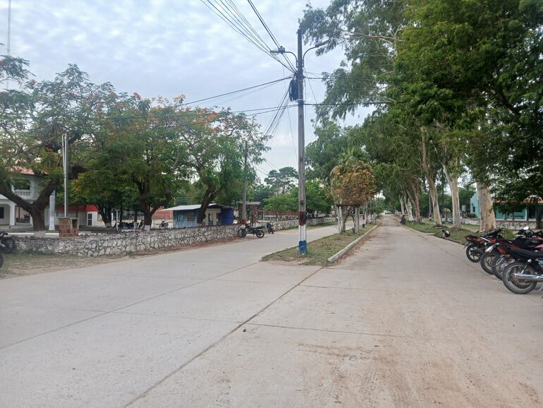 Calle céntrica de la ciudad de Fuerte Olimpo.