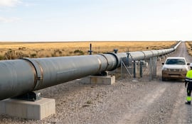 En el plano normativo, Paraguay trabaja en una nueva ley de hidrocarburos que permita operar a consorcios privados con garantías jurídicas claras.