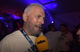 Juan José Zapag, presidente de Cerro Porteño, durante la entrevista con ABC TV en los festejos del título de campeón en el Fan Fest de La Nueva Olla, en Asunción, Paraguay.