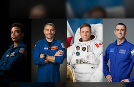 Tripulantes de la misión Crew-13 de la NASA, rumbo a la EEI..