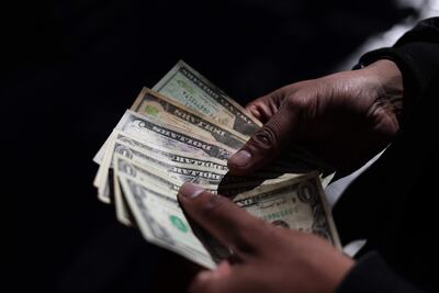 El pago de la deuda pública aumenta 32% en el próximo año.