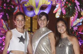 Rocío Samaniego, Romina Giménez y Gabriela Benítez.