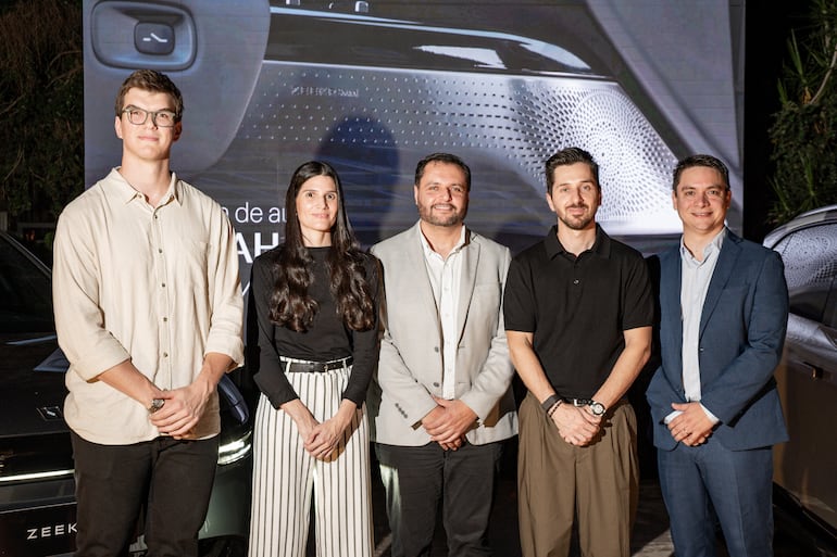 Santa Rosa Paraguay presentó oficialmente el nuevo ZEEKR 7X, un SUV 100% eléctrico.