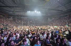 La gente llenó el Palau Sant Jordi de Barcelona en el Concert X Palestina