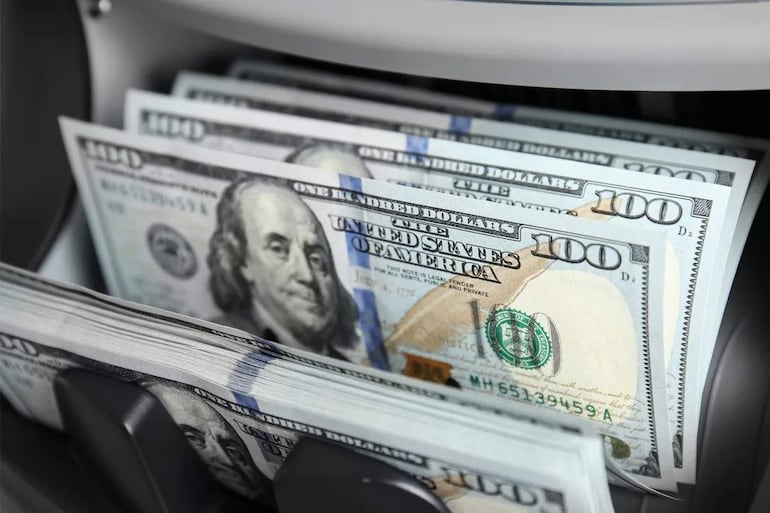 Baja del dólar: economista ve razonable pero incompleta la explicación del BCP Baja del dólar: economista ve razonable pero incompleta la explicación del BCP