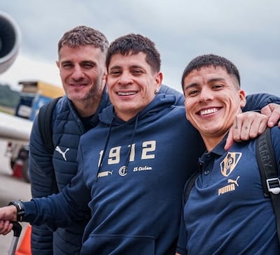 Pablo Vegetti (izquierda), Juan Manuel Iturbe y Matías Pérez, futbolistas de Cerro Porteño.