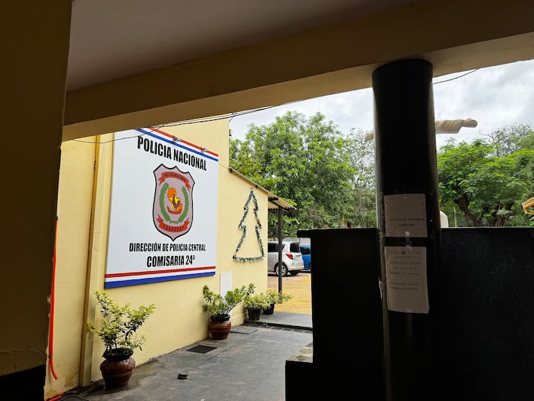 Asesinato de Gerardo Alexis Velázquez en el asentamiento Ángel Gabriel en San Antonio. Comisaría 24.