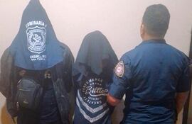 Los mecánicos detenidos tras supuesta tentativa de hurto de batería.