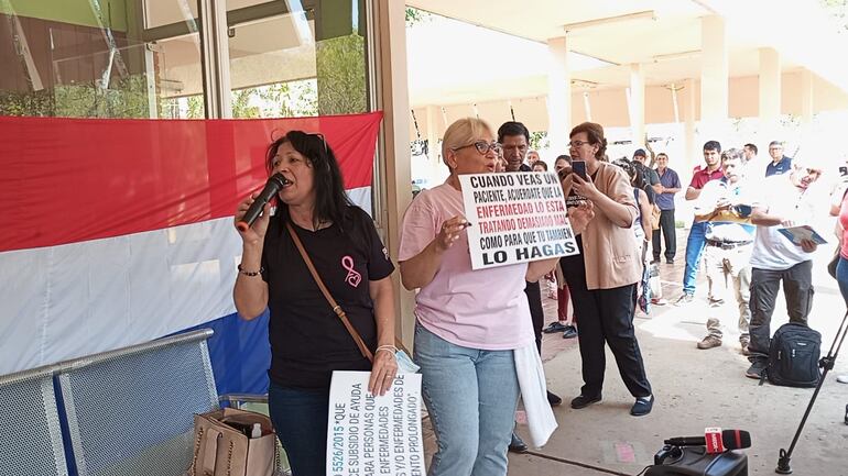 Medicinas como Anastrazol están en falta hace más de seis meses, denuncian pacientes.