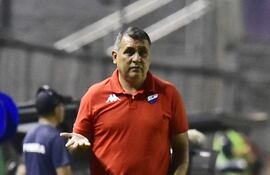 Pedro Alcides Sarabia Achucarro retorna a Nacional como entrenador en lugar de Víctor Bernay.