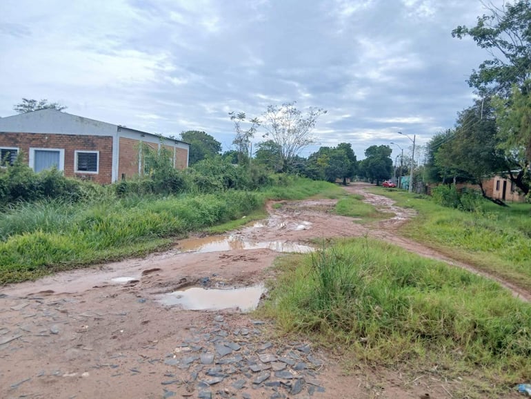 San Pedro de Ycuamandyyú muestra pésimo estado de sus calles