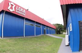 La Fábrica Leka, propiedad de Héctor Rubén Recalde, será inaugurada mañana en la localidad de Ybycuí. Según la denuncia la junta municipal no aprobó los planos de la planta.