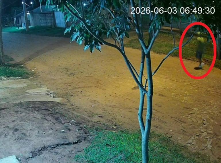 Captura de uno de los videos de circuito cerrado que forman parte de la investigación del robo agravado.