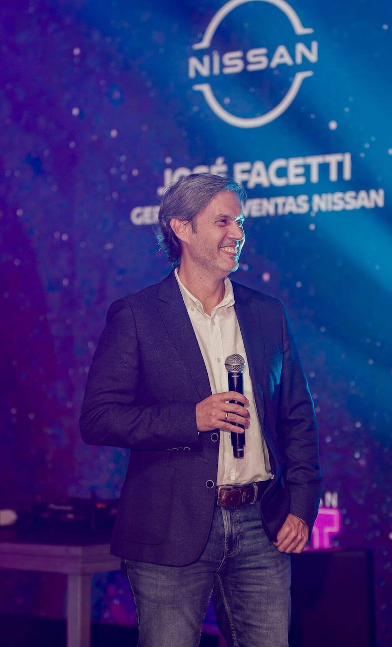 José Carlos Facetti, gerente de ventas de Nissan Paraguay.