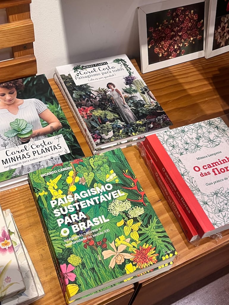 Libros a la venta en el Jardín Botánico de Río de Janeiro, Brasil.