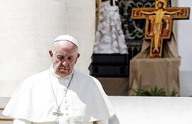 el-papa-francisco-escribio-una-contundente-carta-al-pueblo-catolico-sobre-el-encubrimiento-de-los-abusos-efe-205559000000-1746507.jpg