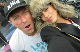 Tini Stoessel cantó juntó a Chris Martin en Irlanda.