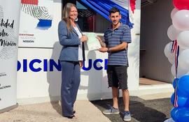 Los recién nacidos podrán ser inscriptos antes del alta de la madre, de lunes a viernes, de 07:00 a 13:00, en una estructura provista por la Universidad Central del Paraguay. Esta institución suministró el módulo (cargotectura) que alberga la Asesoría Jurídica del centro asistencial y al Registro Civil.