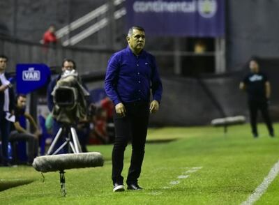 Pedro Sarabia, entrenador.