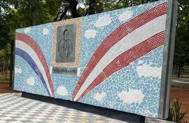 Así se ve actualmente el mural el Parque Carlos Antonio López.