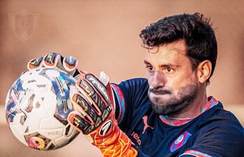 Alexis Martín Arias (32 años), se mantiene o no como arquero titular en Cerro Porteño.