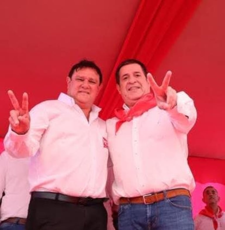 Intendente de Tomás Romero Pereira, Hernán Ysidro Rivas y Horacio Cartes.