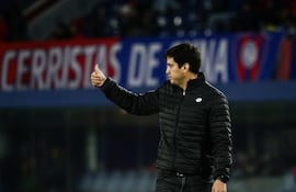 José Gabriel Arrúa Ovelar (37 años), entrenador del Sportivo Trinidense. (@CST_1935)