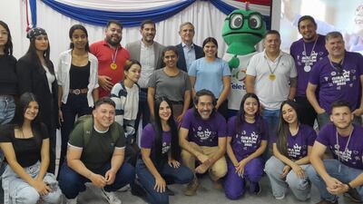 Directivos de Teletón visitaron Villa Oliva y Pilar para difundir la campaña solidaria que se desarrollará los días 7 y 8 de noviembre.