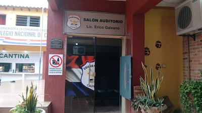 El EGIE del Colegio Nacional de Capiatá analizará la posibilidad de cambiar el nombre del salón auditorio.