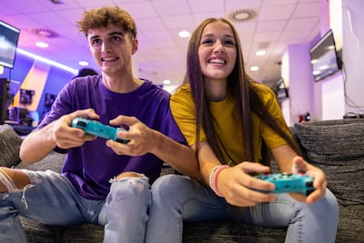Adolescentes y videojuegos.