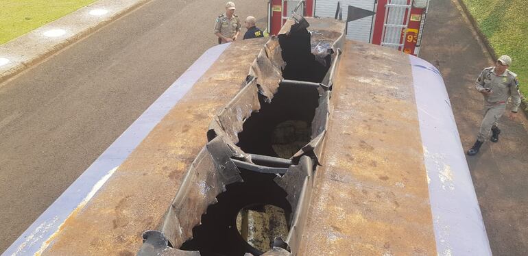 La droga estaba  oculta en el interior de este camión.
