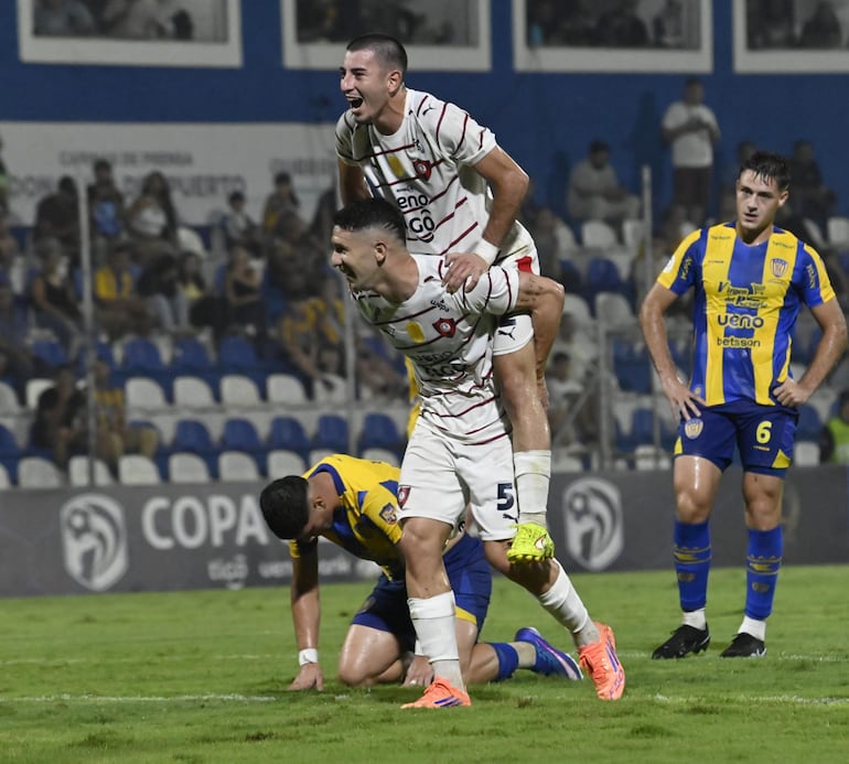 Cerro Porteño derrota a Luqueño en un partidazo y mete presión al líder Olimpia