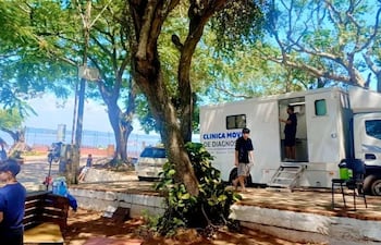 En la Playa Rotonda se dispone de una clínica móvil para atender a los visitantes.
