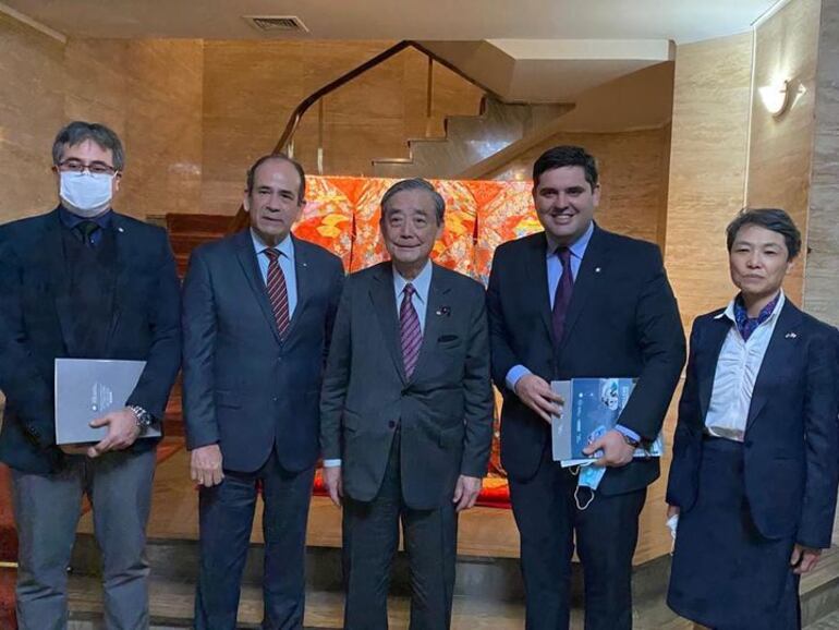 A inicios de julio de 2022, el titular del Senacsa, Dr. José Carlos Martin, con el Dr. Gerardo Bogado y otros altos funcionarios del Senacsa, mantuvieron una reunión técnica con la embajadora de Japón, Nakatani Yoshie, y el presidente de la Asociación de Cooperación Nippon-Paraguaya, diputado Shinsuke Okuno, dentro del proceso de gestión de la apertura de dicho mercado para la carne paraguaya.