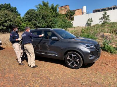 La camioneta fue encontrada abandonada en el barrio San José de Ciudad del Este.