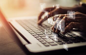 Ventas y compras por internet.