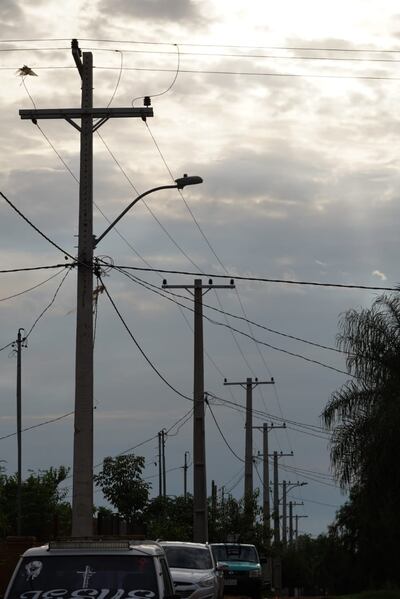 Regularización de suministros de la ANDE en el Asentamiento Guillermo Jesús.