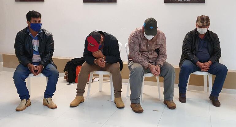 Fueron detenidos tres paraguayos y un argentino.