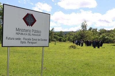 Critican proyecto de sede fiscal en la ciudad natal del fiscal general.