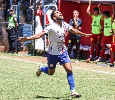 Celebración de Hugo Javier Aquino (32 años), del 3 de Noviembre.