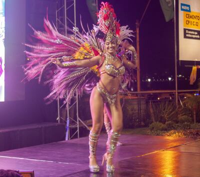 Presentación Carnaval Encarnaceno.
