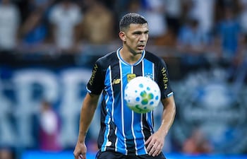 El zaguero internacional paraguayo, Fabián Cornelio Balbuena González (34 años), hoy día perteneciente a los registros de Gremio de Porto Alegre.