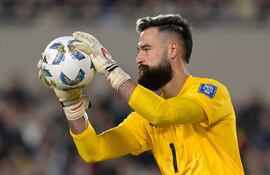 El portero de la selección paraguaya de fútbol, Carlos Miguel Coronel (28 años), tiene acordada su llegada al São Paulo de Brasil.