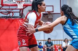 Félix Pérez Cardozo arrancó con triuno contra San José, por el Grupo A de la Liga Femenina de Básquetbol.