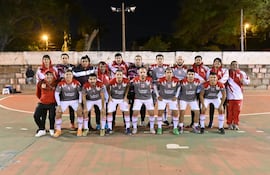 Sportivo José Meza está cumpliendo una gran campaña, y se mantiene en la vanguardia de su serie, en la Copa de Oro de fútbol de salón.