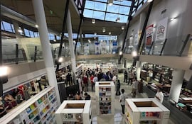 La Feria del Libro Chacú-Guaraní se lleva a cabo en varios espacios de la BACCN.